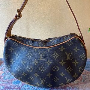 LOUIS VUITTON MONOGRAM CANVAS CROISSANT PM BAG